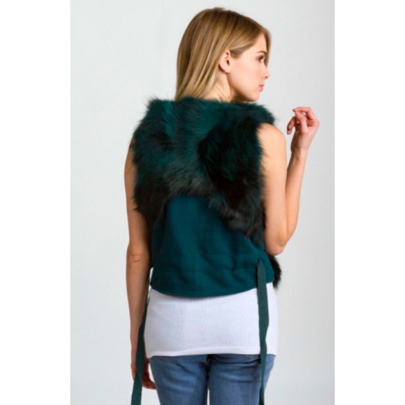 C. Luce Real Fur Turquoise Vest Size Small - Picture 3 of 4